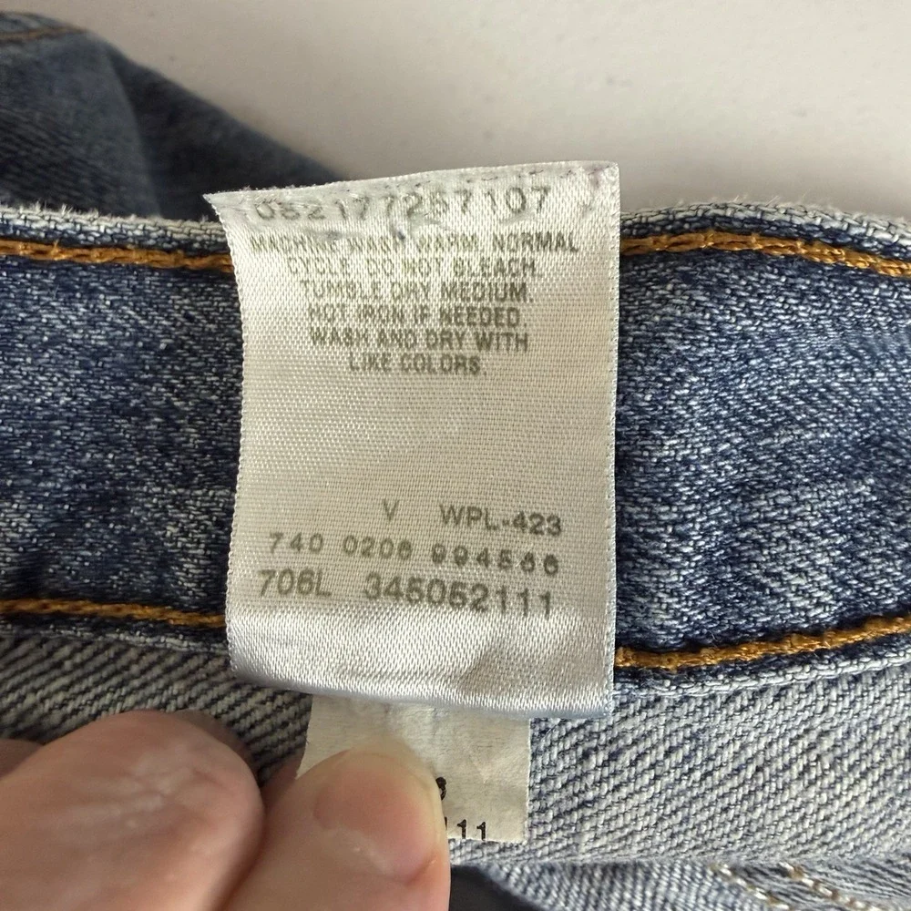 Vintage Levi's Men's 505 Regular Fit Denim Jean Shorts Jorts Y2K 90s Retro SZ 42